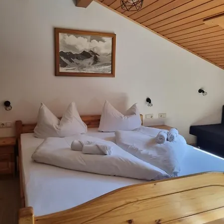 Haus Marinus Bed & Breakfast *