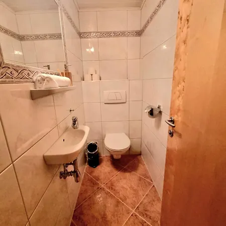 Bed & Breakfast Haus Marinus Jerzens