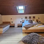 Haus Marinus 耶岑斯